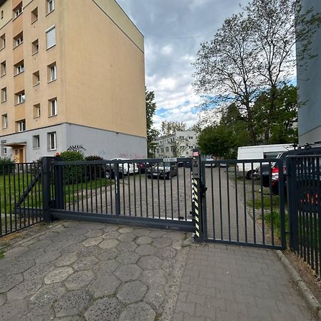 Apartament Na Dworcowej Centrum Parking Gratis ヴロツワフ エクステリア 写真