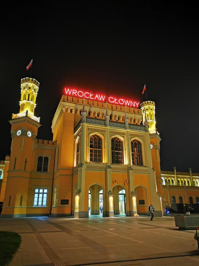 Apartament Na Dworcowej Centrum Parking Gratis ヴロツワフ エクステリア 写真