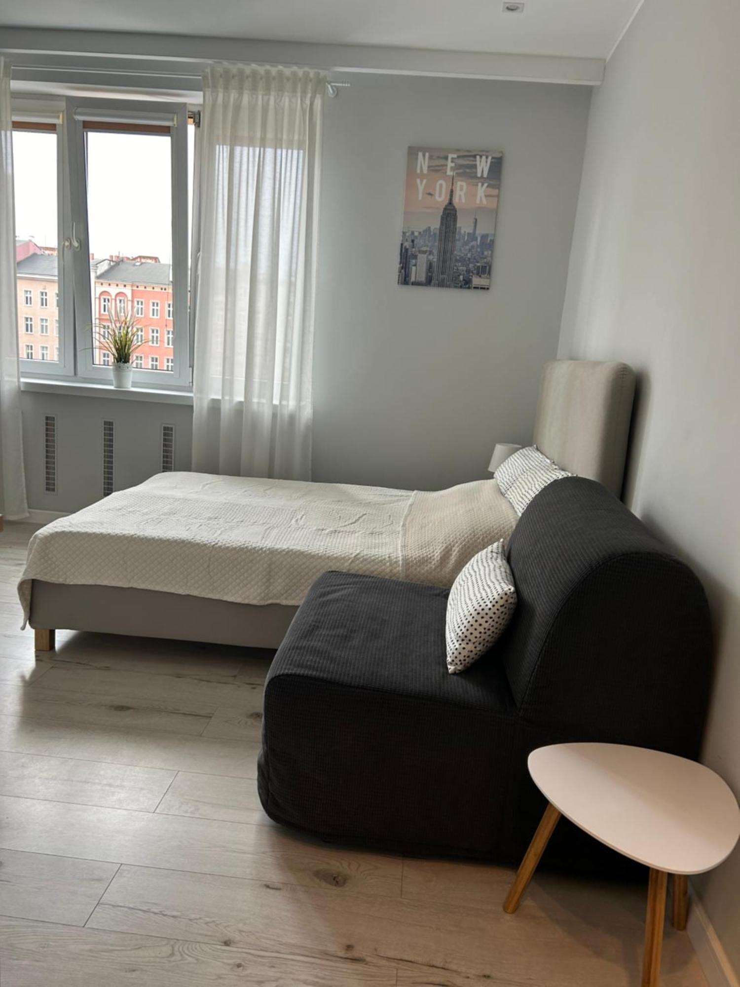 Apartament Na Dworcowej Centrum Parking Gratis ヴロツワフ エクステリア 写真