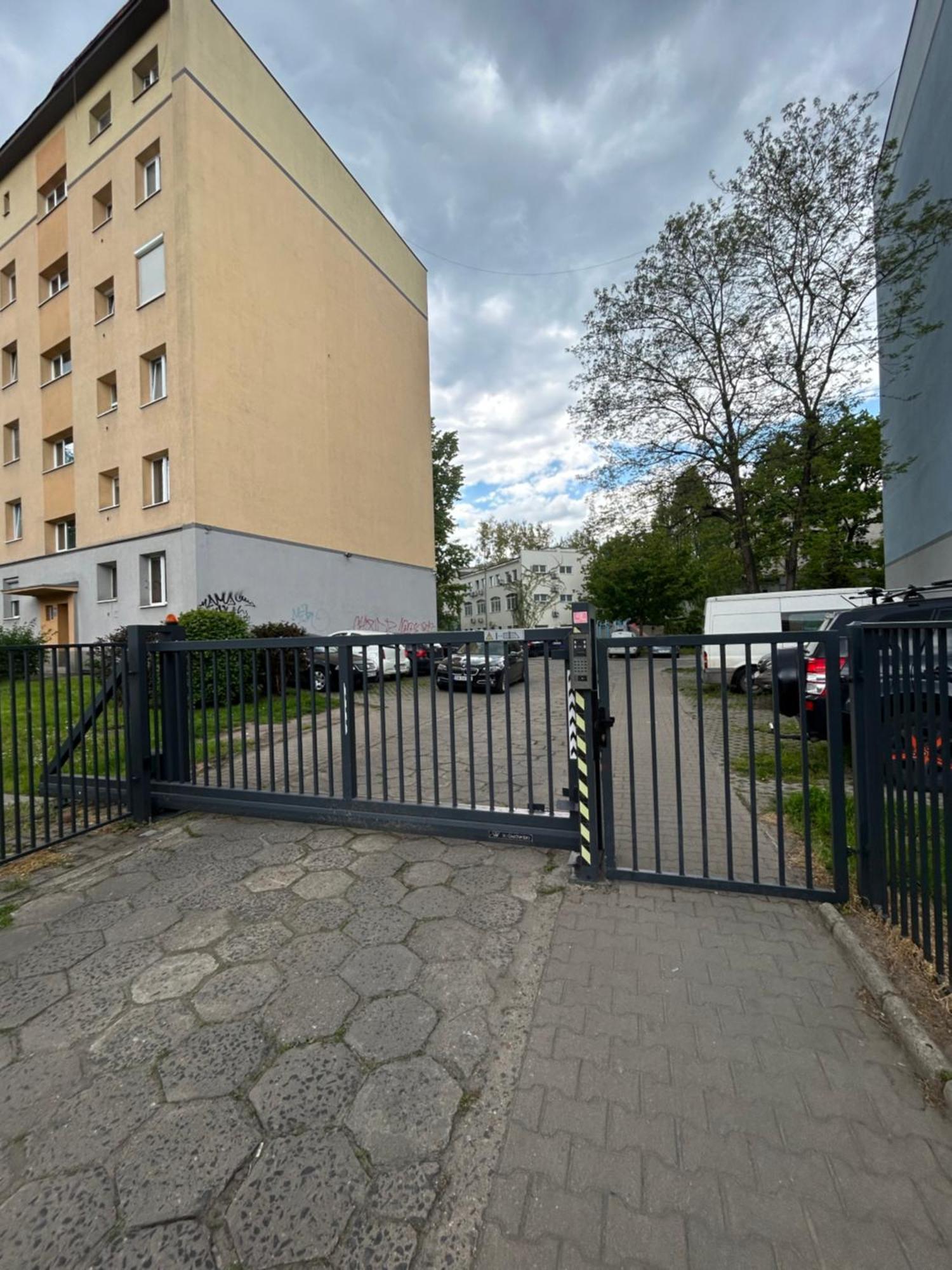 Apartament Na Dworcowej Centrum Parking Gratis ヴロツワフ エクステリア 写真